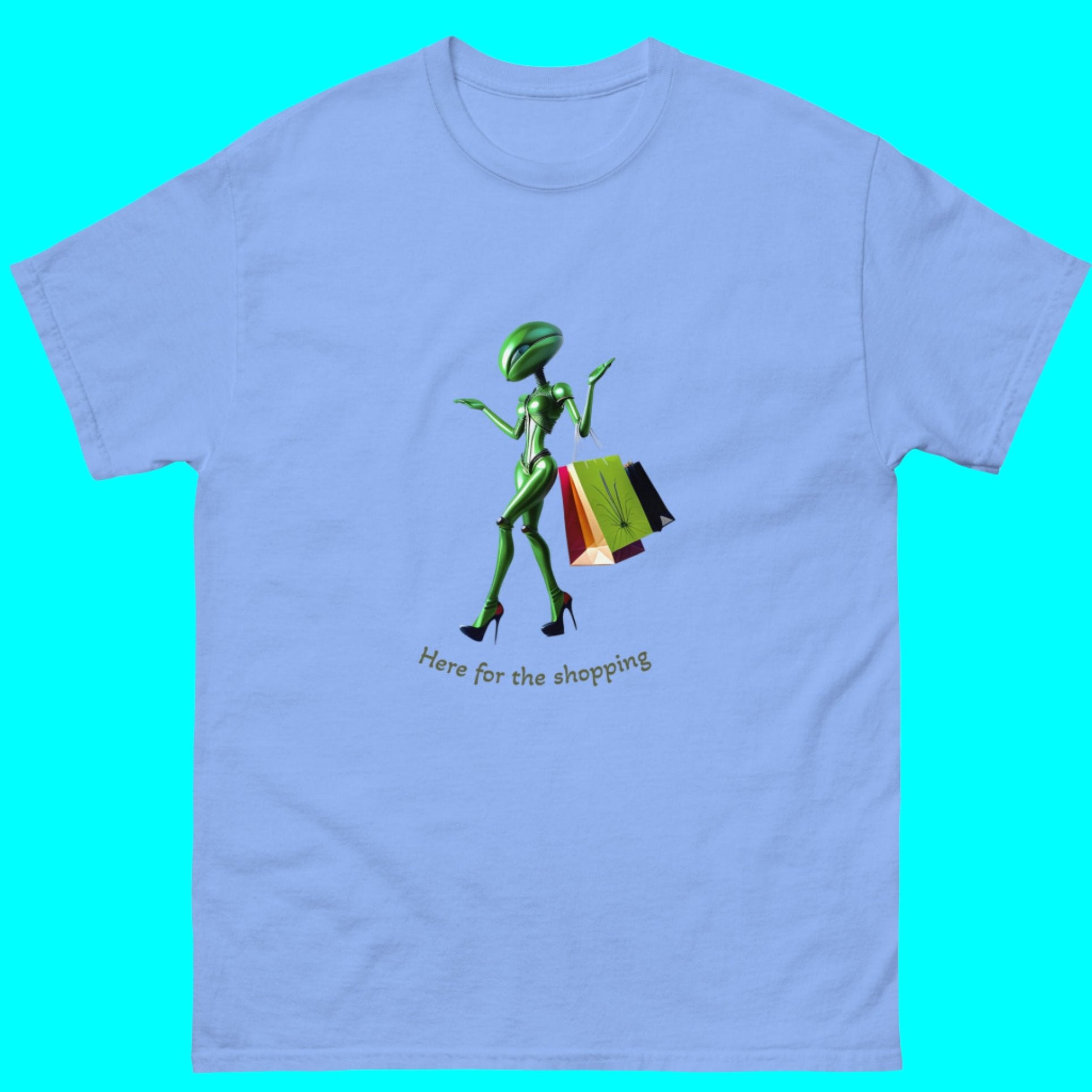 Alien shopping T-shirt