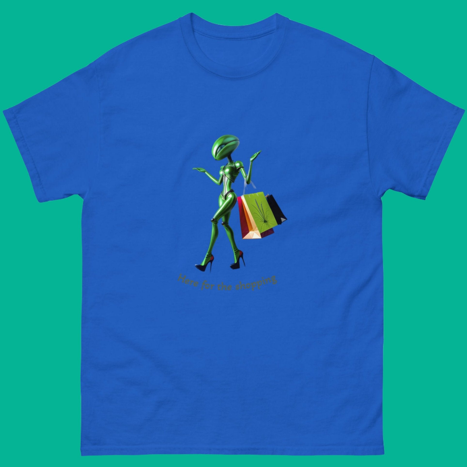 Alien shopping T-shirt