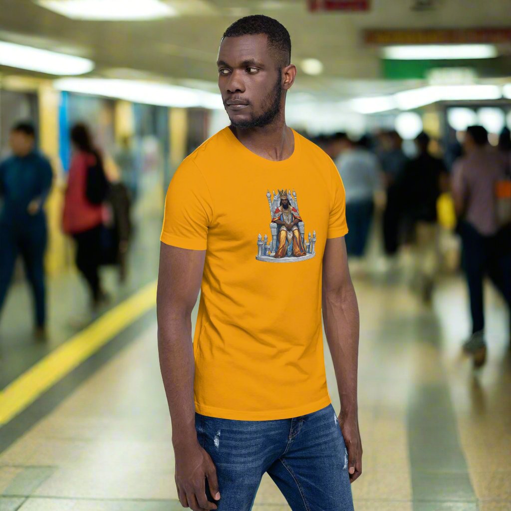 King Unisex t-shirt