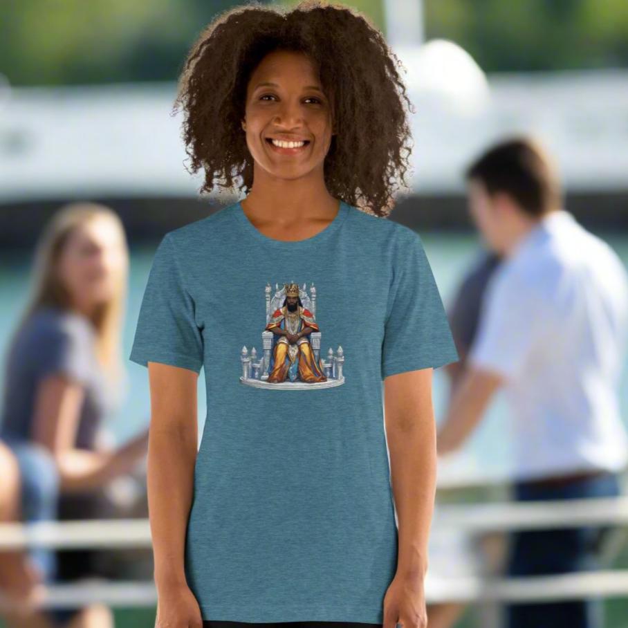 King Unisex t-shirt